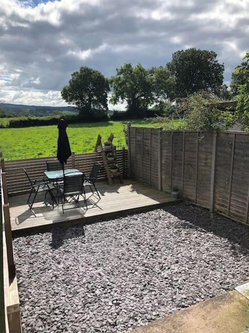 Holiday home Quaint House In A Beautiful Rural Setting *