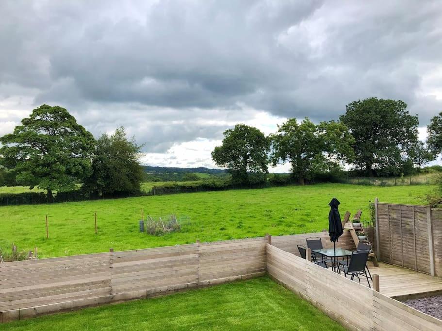 Quaint House In A Beautiful Rural Setting Holiday home Froghall